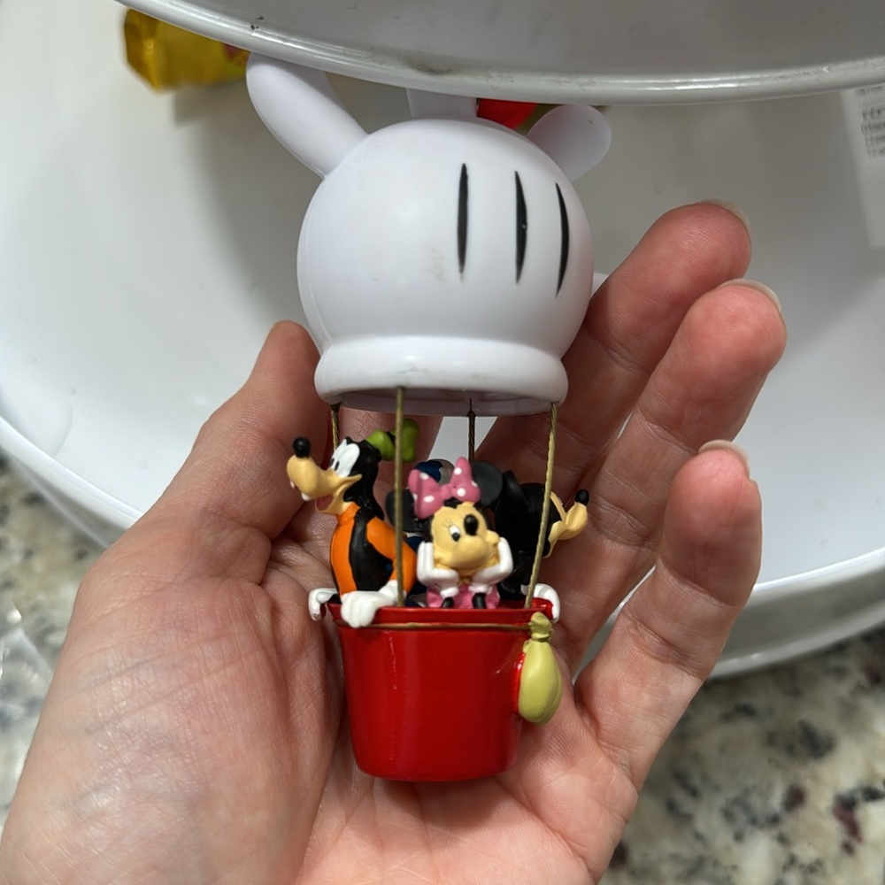 DISNEY MICKEY MOUSE HOT AIR BALLOON SKETCHBOOK ORNAMENT - Picture 6 of 7